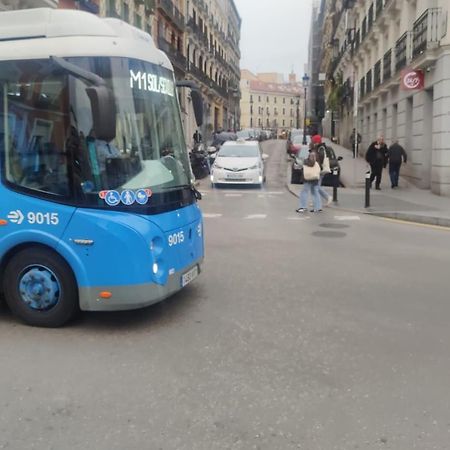 Alojamiento Central Madrid Exterior foto